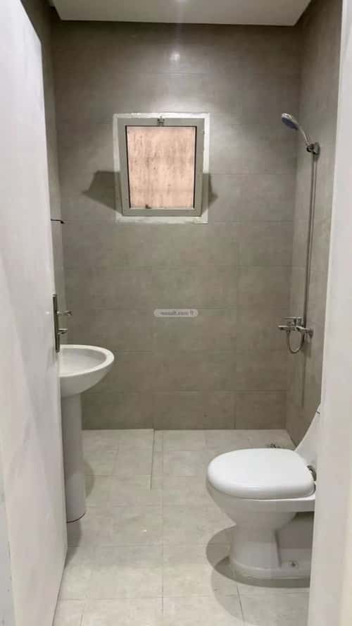 3 bedroom floor in Al Yasmin 3