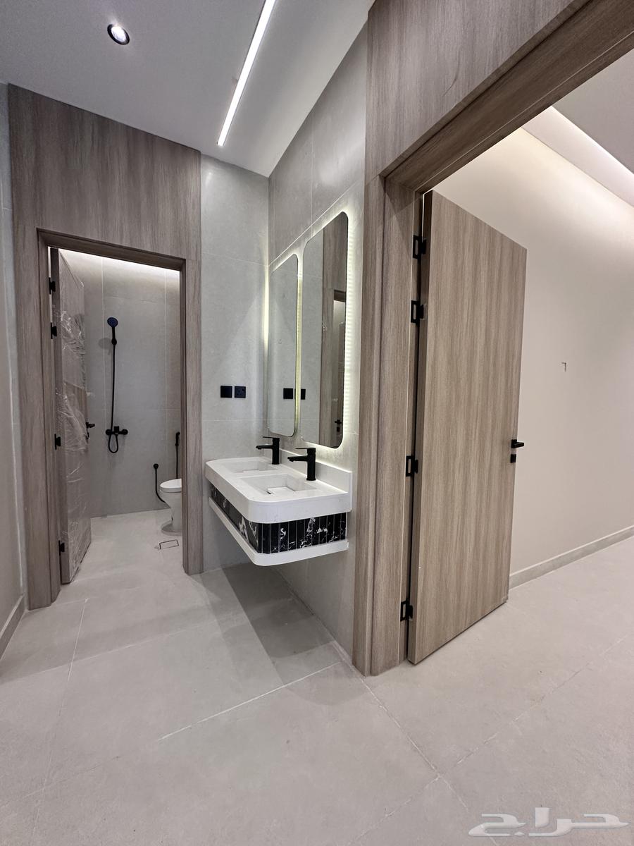 5 bedroom apartment in Al Ranuna, Madinah 7