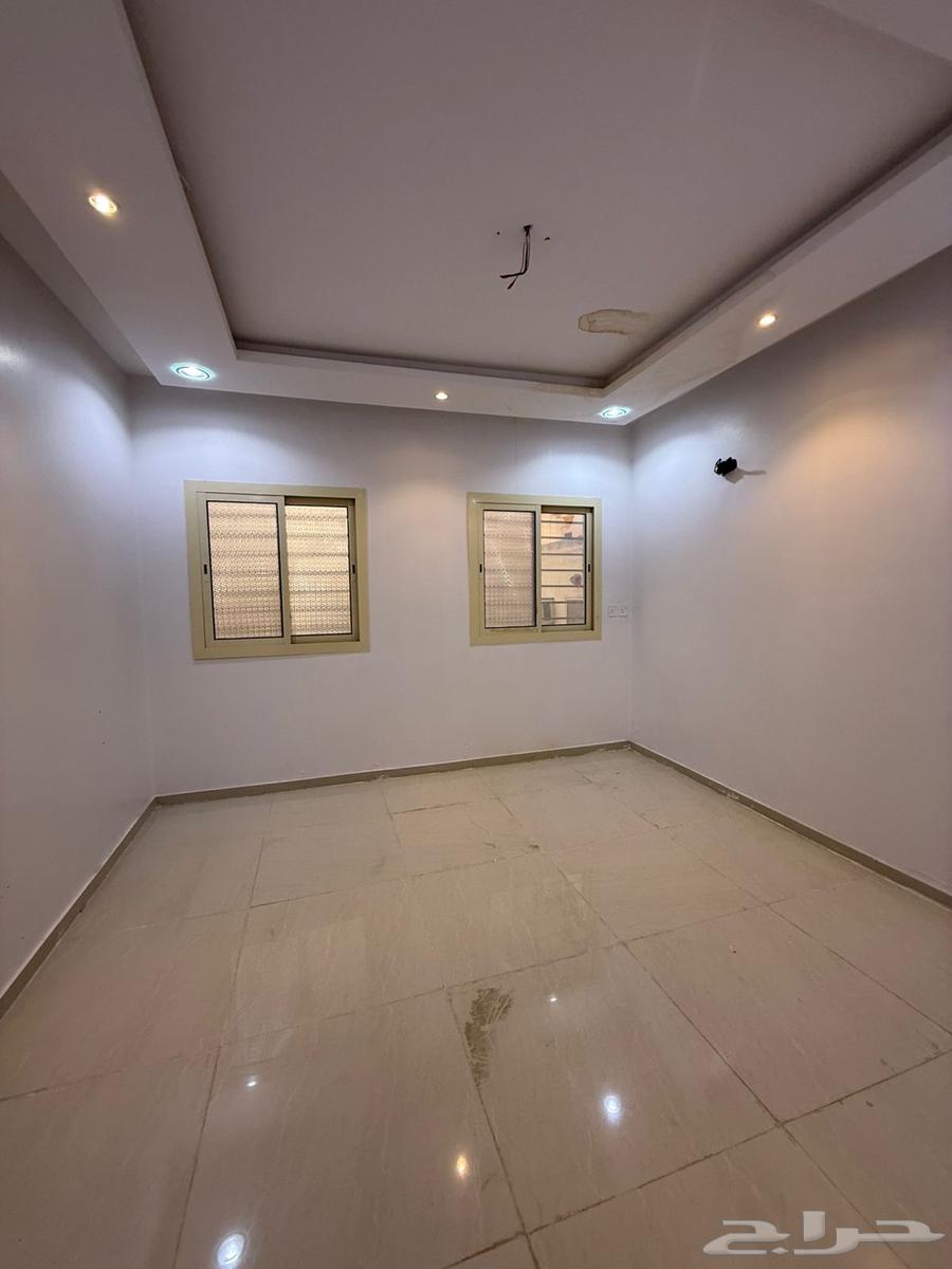 3 bedroom apartment in Mudhainib, Madinah 4
