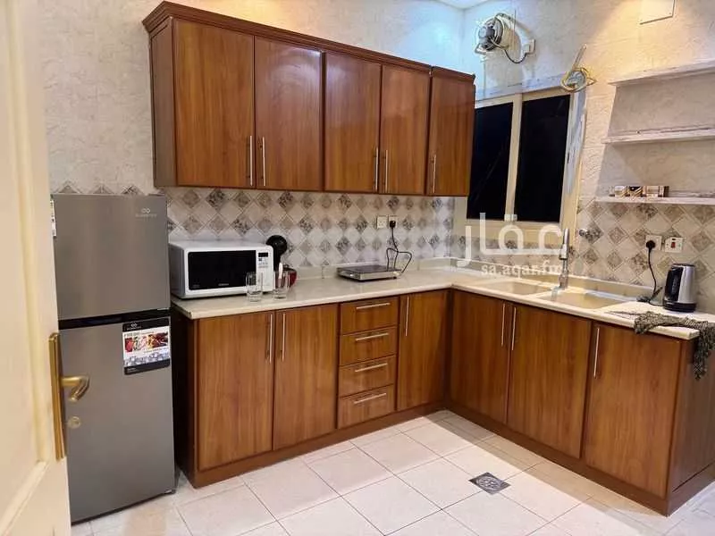 4 bedroom apartment in Al Ranuna, Madinah