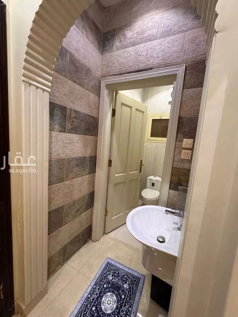 4 bedroom apartment in Al Ranuna, Madinah 7