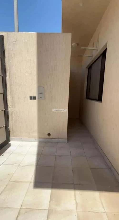 دور 3 غرف في العارض 7