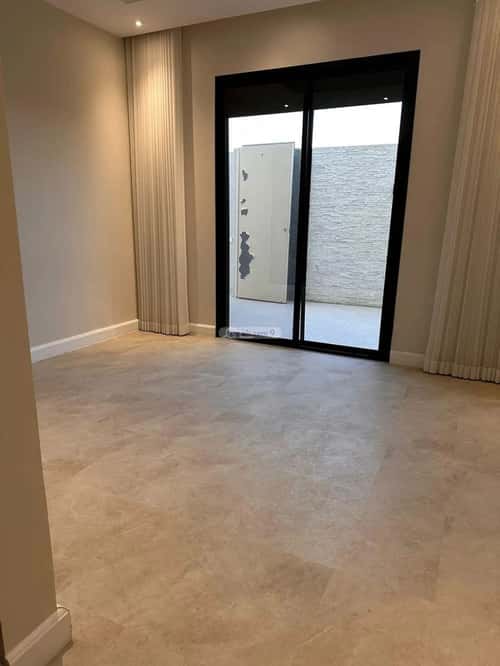 3 bedroom apartment in Al Malqa 11