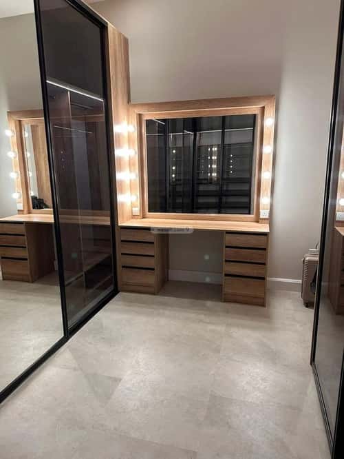 3 bedroom apartment in Al Malqa 8