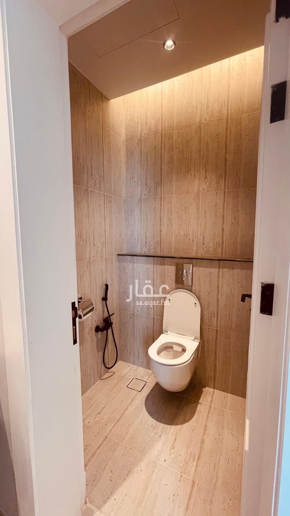 3 bedroom apartment in King Abdul Aziz, Riyadh 7