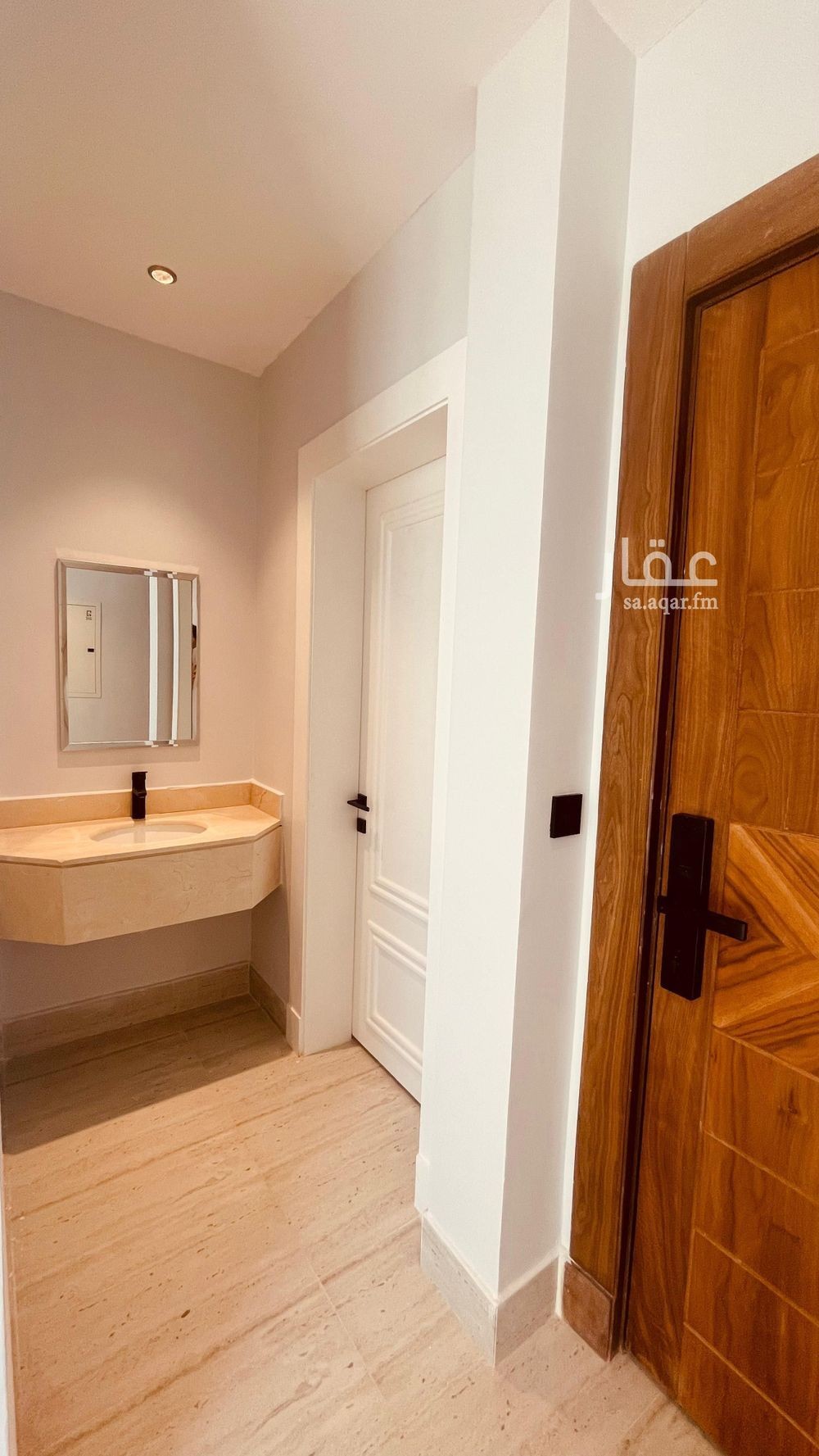 3 bedroom apartment in King Abdul Aziz, Riyadh 5