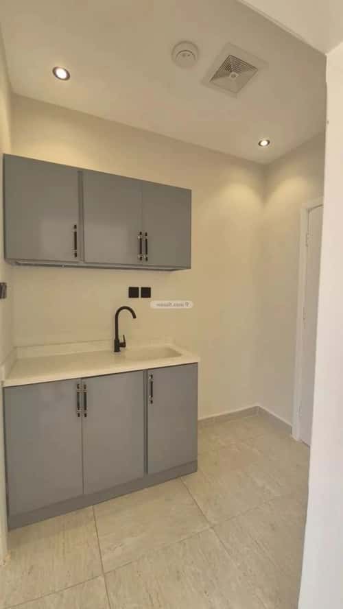 1 bedroom apartment in Ishbiliyah 5