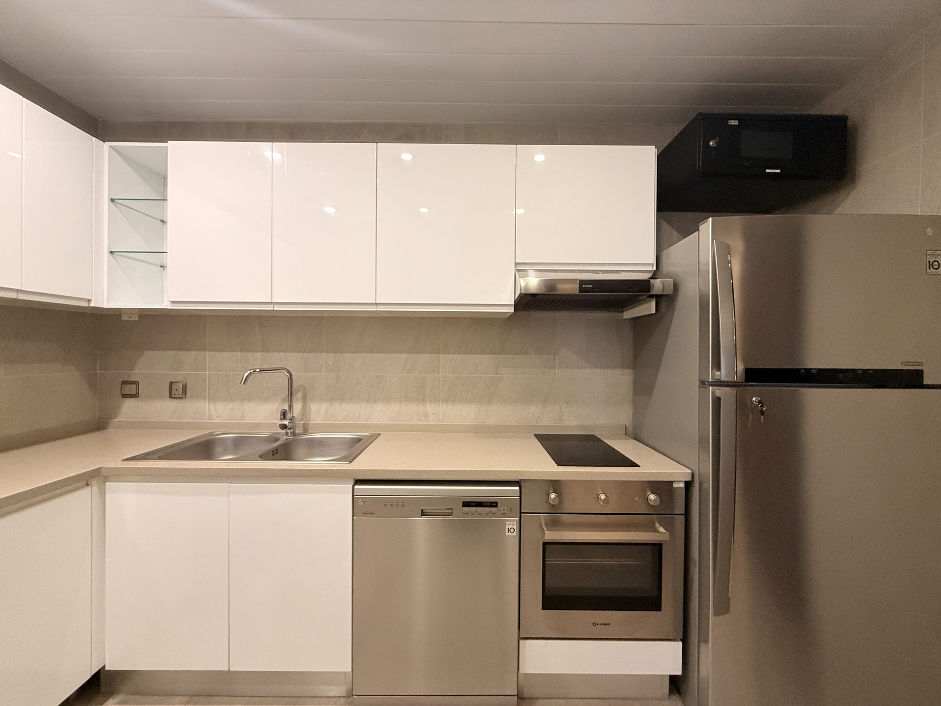 2 bedroom apartment in Al Olaya, Riyadh 8