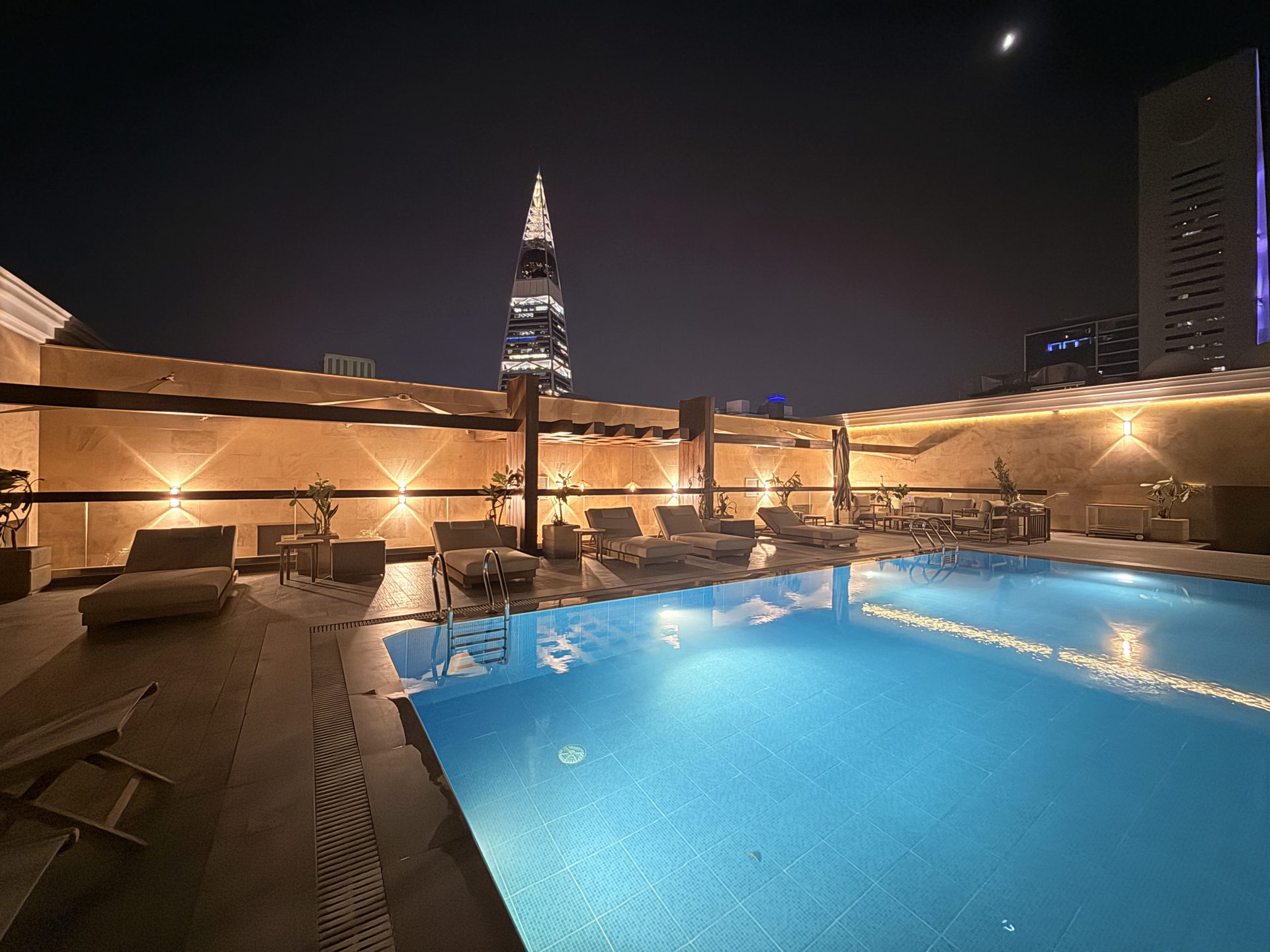 2 bedroom apartment in Al Olaya, Riyadh 19