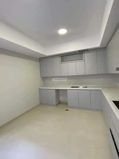 5 bedroom villa in Riyadh 10