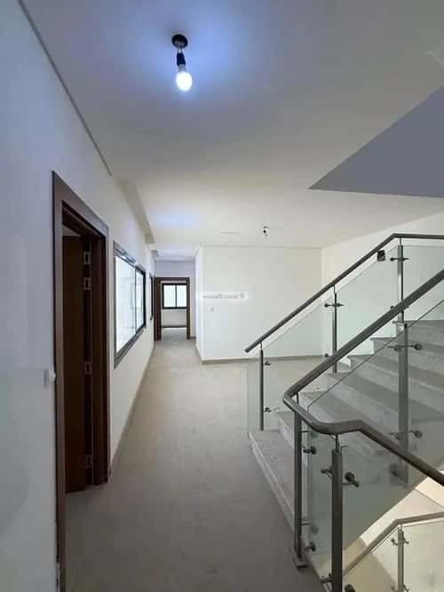 4 bedroom villa in Riyadh 6