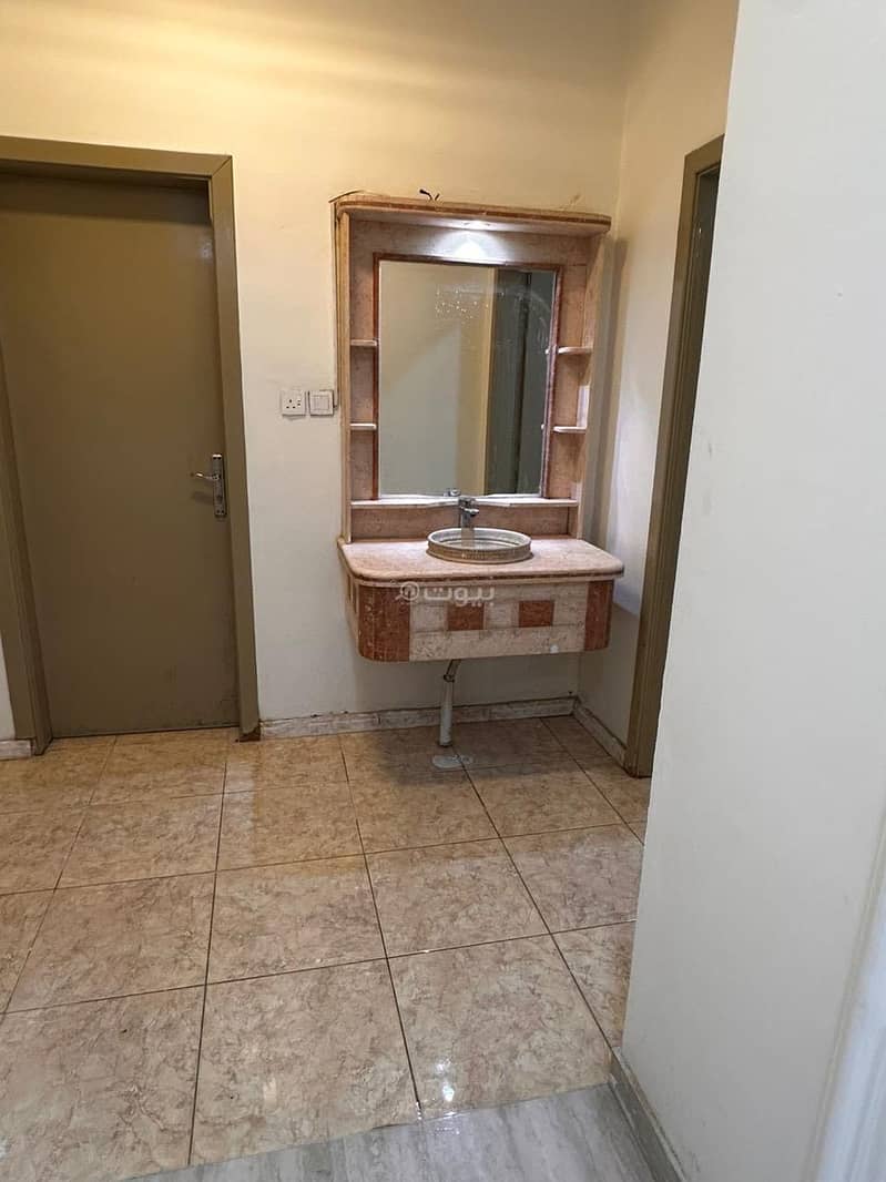5 bedroom apartment in Dhahrat Laban, Riyadh 12