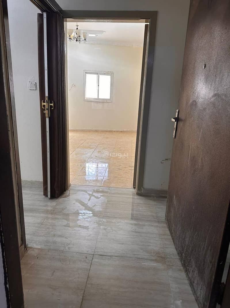 5 bedroom apartment in Dhahrat Laban, Riyadh 19