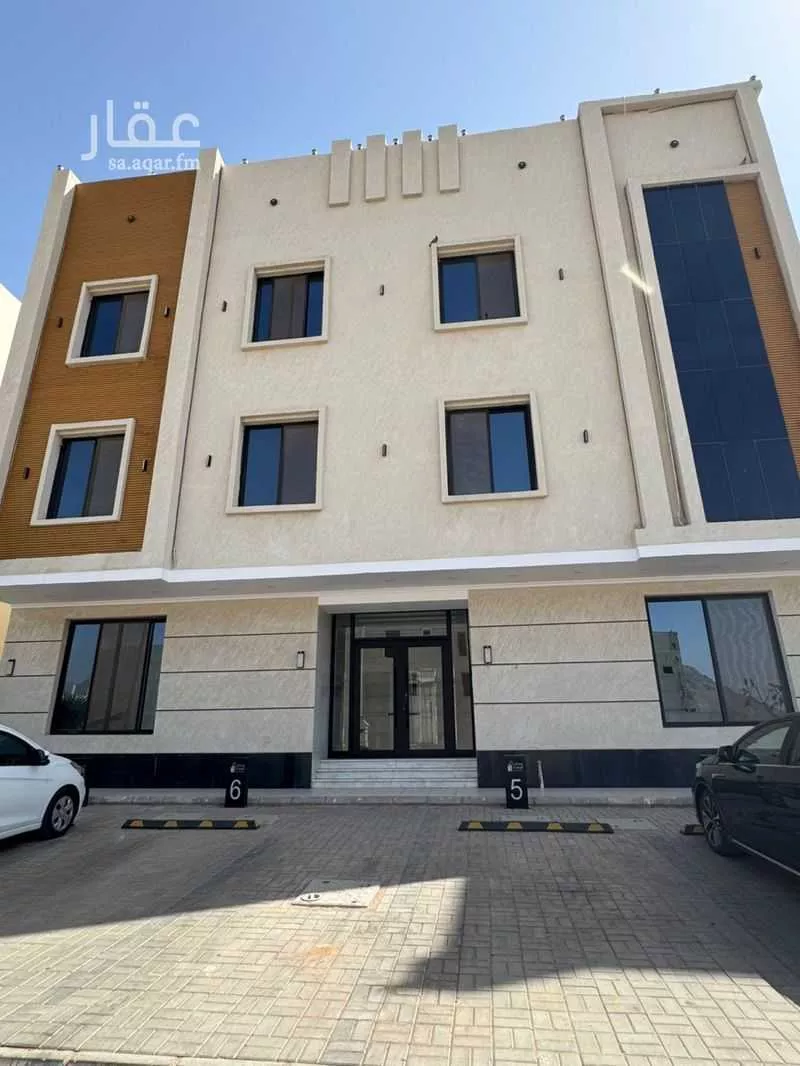 5 bedroom apartment in Shathah, Madinah 8