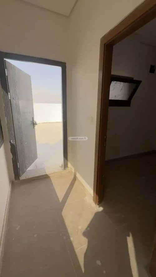 فيلا 4 غرف في مطار الملك خالد الدولي 14