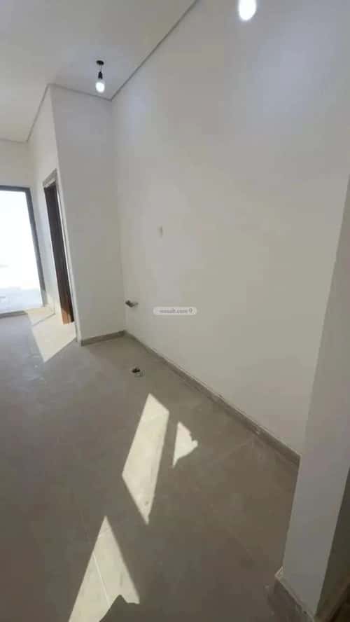 فيلا 4 غرف في مطار الملك خالد الدولي 5