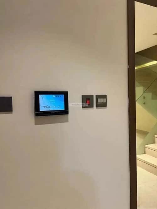 5 bedroom villa in Okaz 1