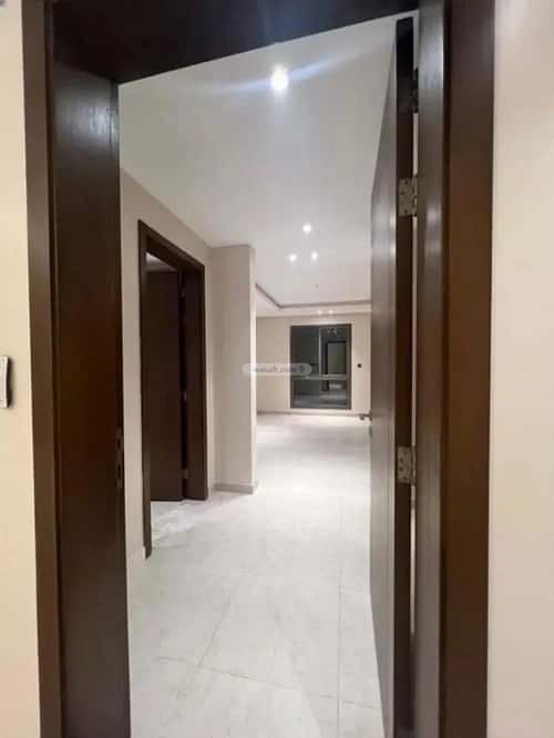 5 bedroom villa in Okaz 3