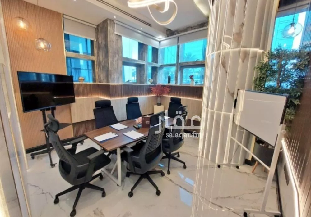 5 bedroom office in Al Olaya, Riyadh 8