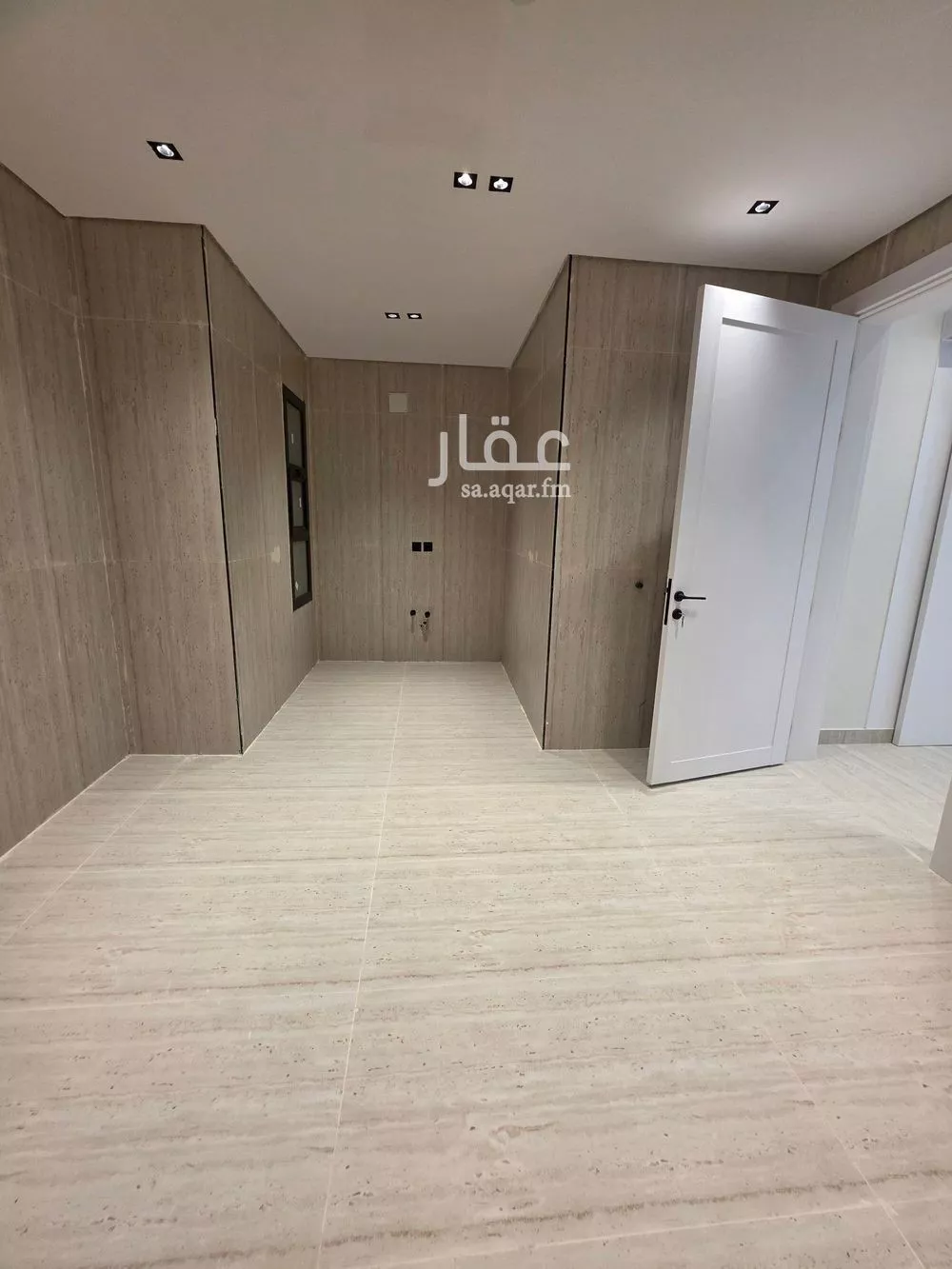شقة 4 غرف في عكاظ 11