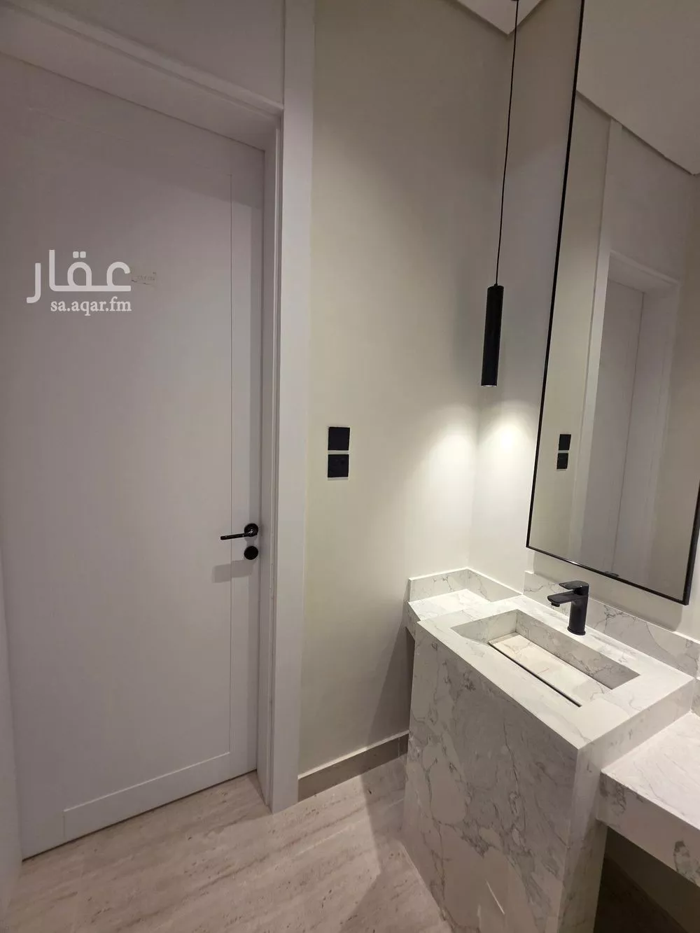 شقة 4 غرف في عكاظ 7