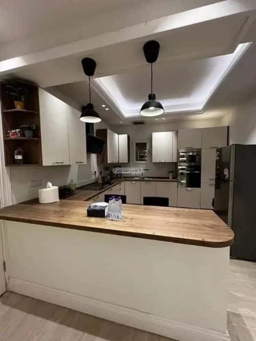 3 bedroom apartment in Al Malqa 6