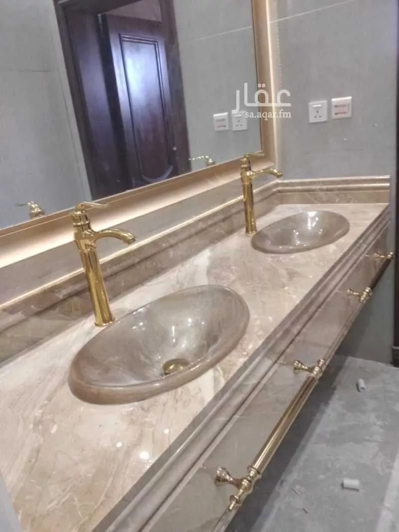عقار 28 غرف في الفلاح، جدة 9