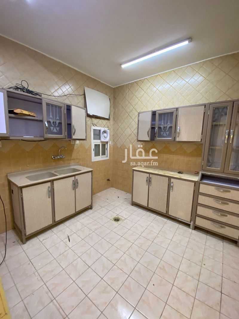4 bedroom apartment in As Suwaidi Al Gharabi, Riyadh 5