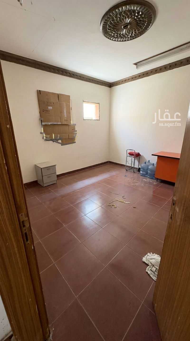 3 bedroom apartment in Dhahrat Namar, Riyadh 6
