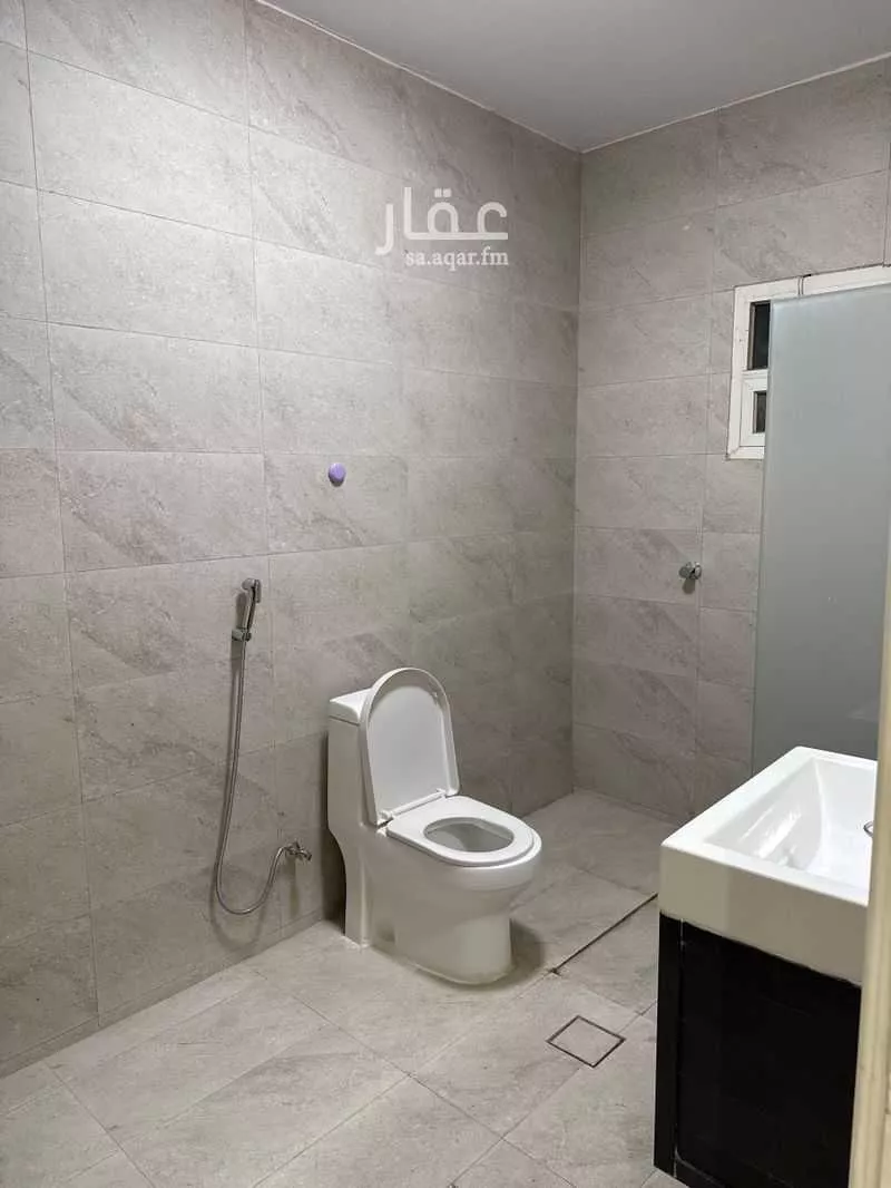 4 bedroom apartment in King Fahd, Riyadh 15