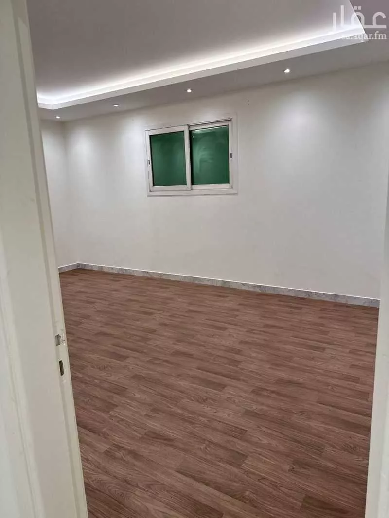 4 bedroom apartment in King Fahd, Riyadh 13