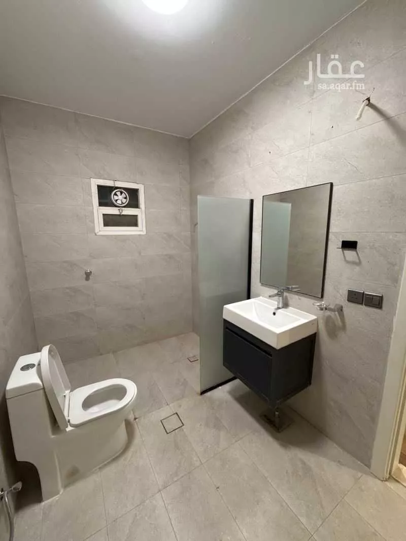 4 bedroom apartment in King Fahd, Riyadh 16