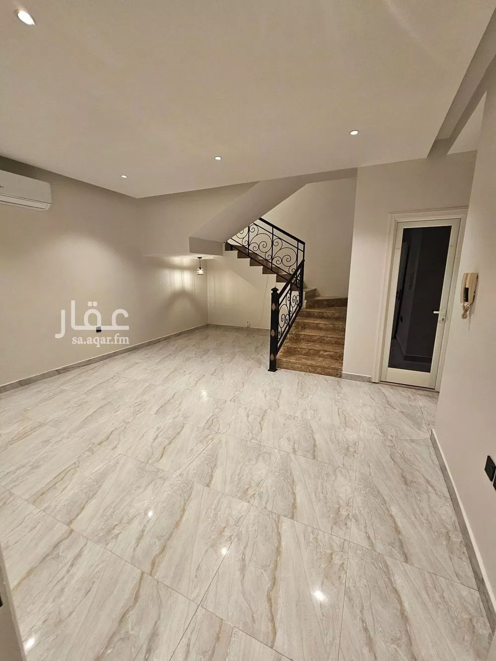 3 bedroom villa in Ar Rakah Al Janubiyah, Eastern Province 4