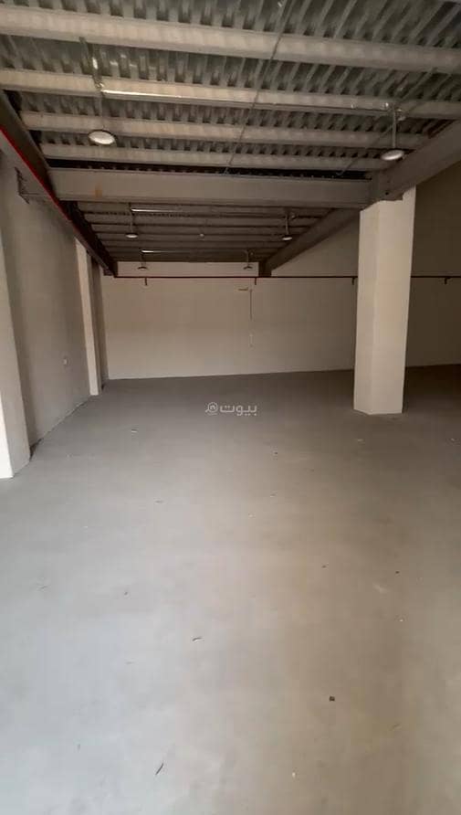 warehouse in Dahiat King Fahd, Eastern Province 5