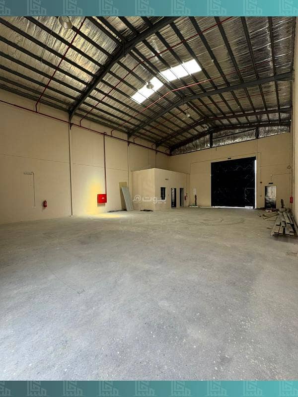 warehouse in Al Misfat, Riyadh 4