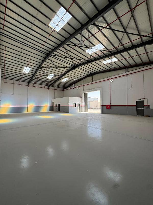 warehouse in Al Misfat, Riyadh 4