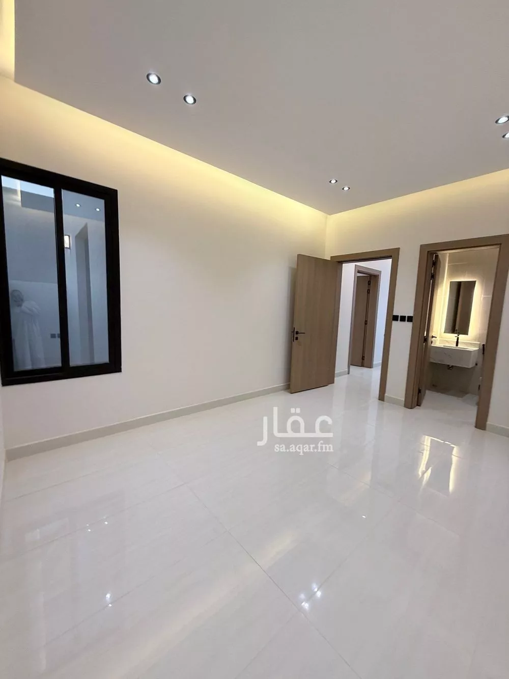4 bedroom villa in An Nadhim, Riyadh 4