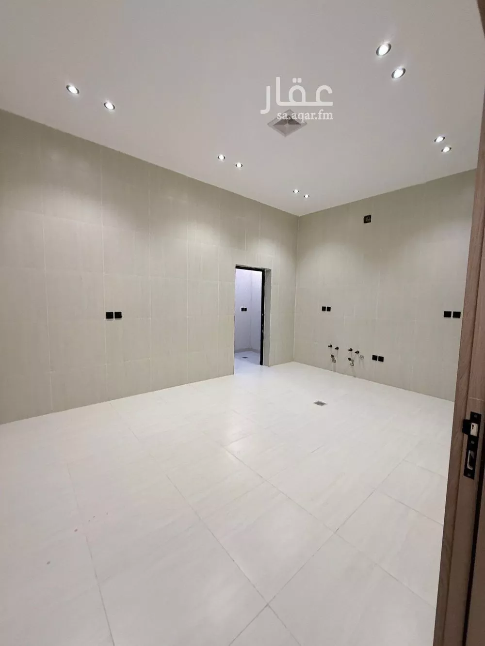 4 bedroom villa in An Nadhim, Riyadh 10