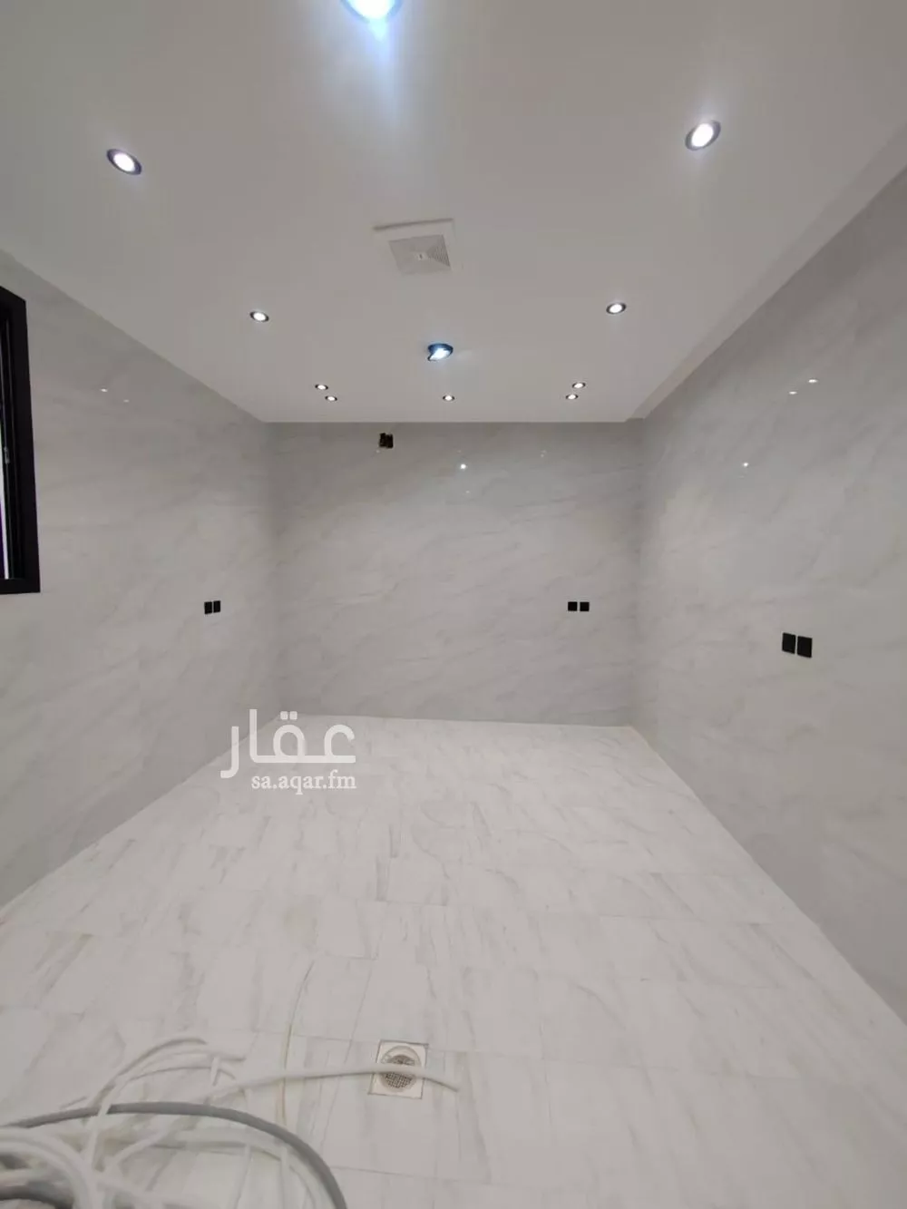 4 bedroom villa in As Suwaidi Al Gharabi, Riyadh 9