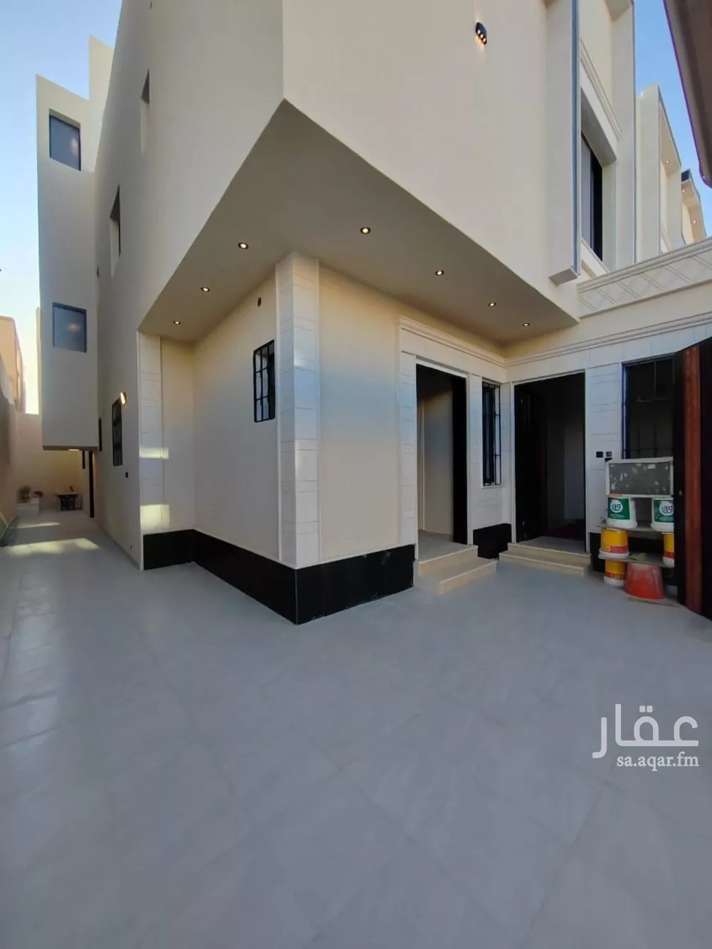 4 bedroom villa in As Suwaidi Al Gharabi, Riyadh 3