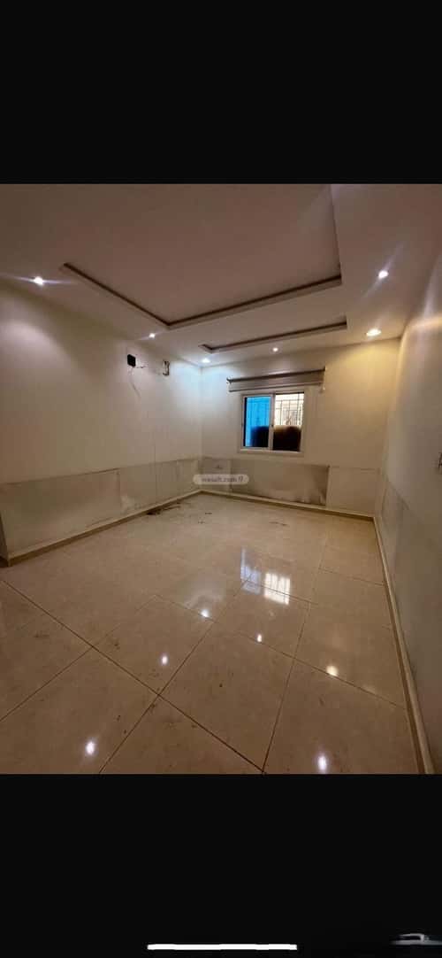 شقة 4 غرف في الرمال 1