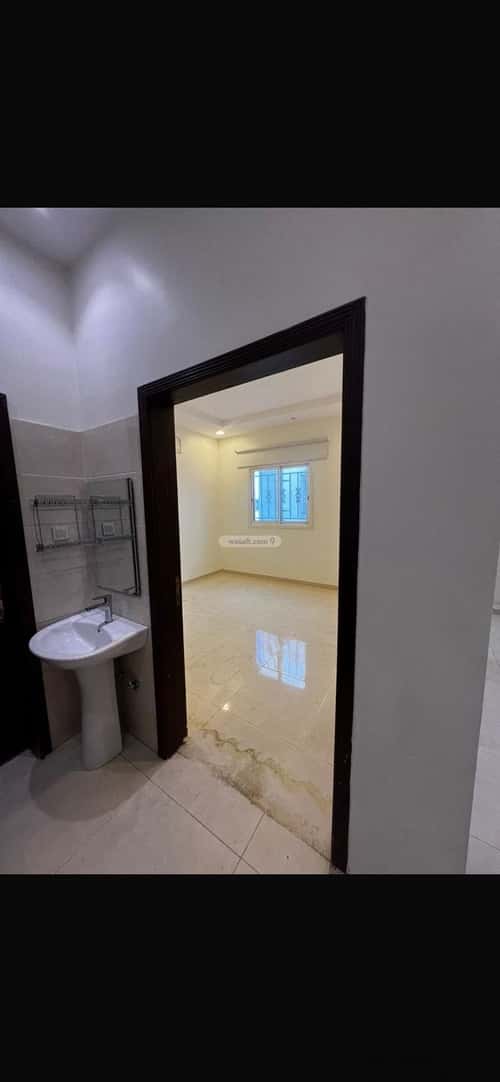 شقة 4 غرف في الرمال 4