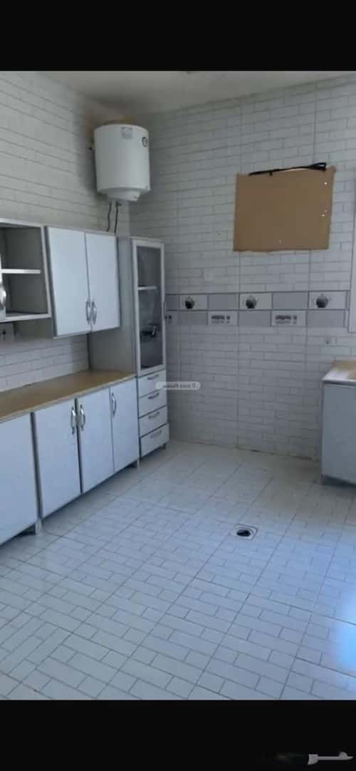 3 bedroom apartment in Al Rimal 5