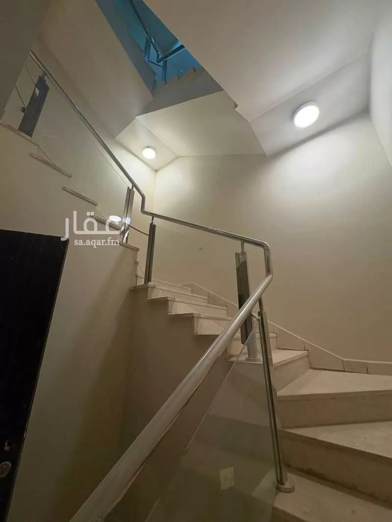 4 bedroom villa in Al Yasmin, Riyadh 15