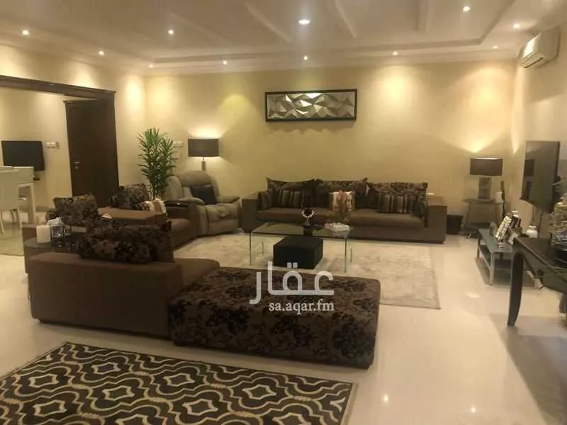 5 bedroom villa in Al Sahafah, Riyadh 14