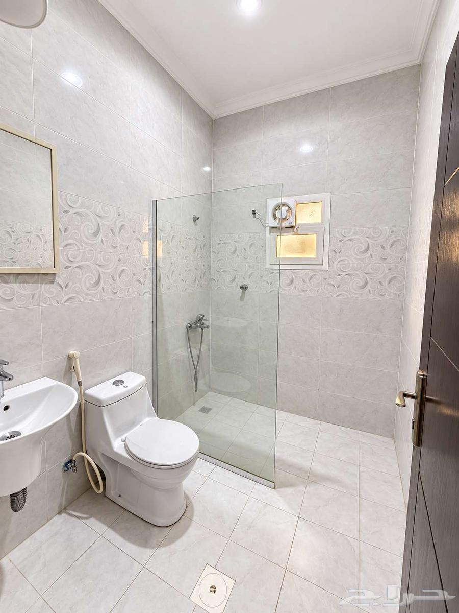 2 bedroom apartment in Al Marwa, Jeddah 8