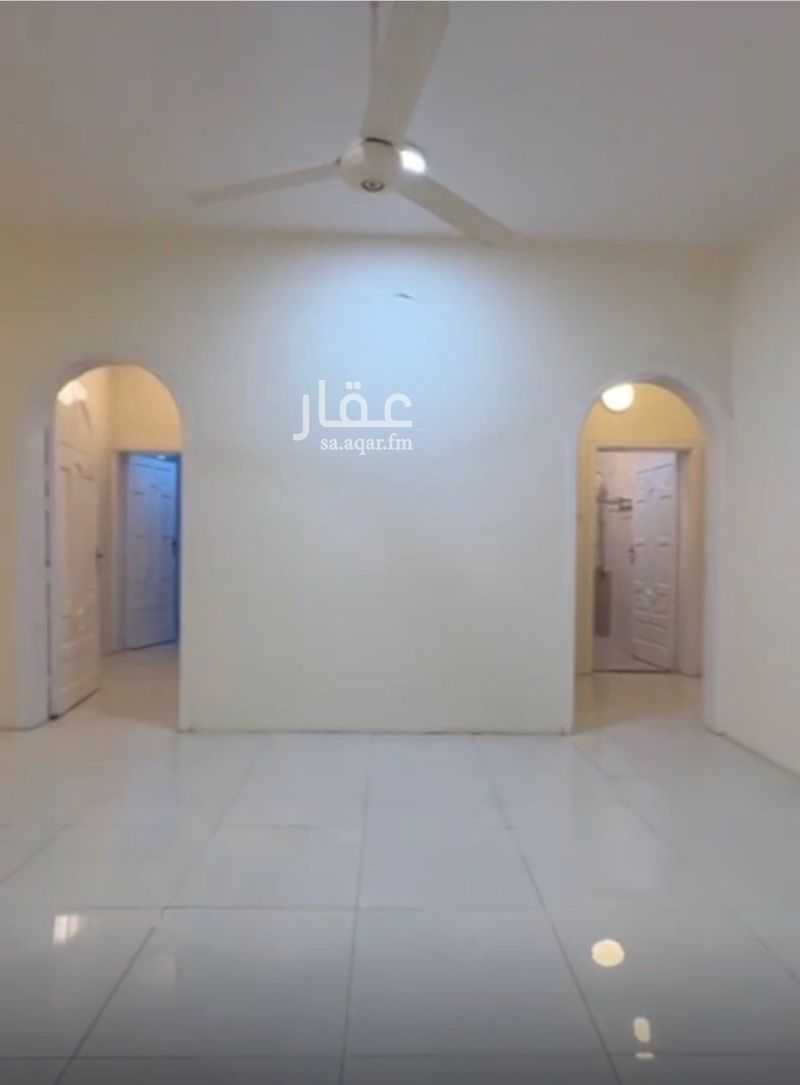5 bedroom apartment in Al Anabis, Madinah 11