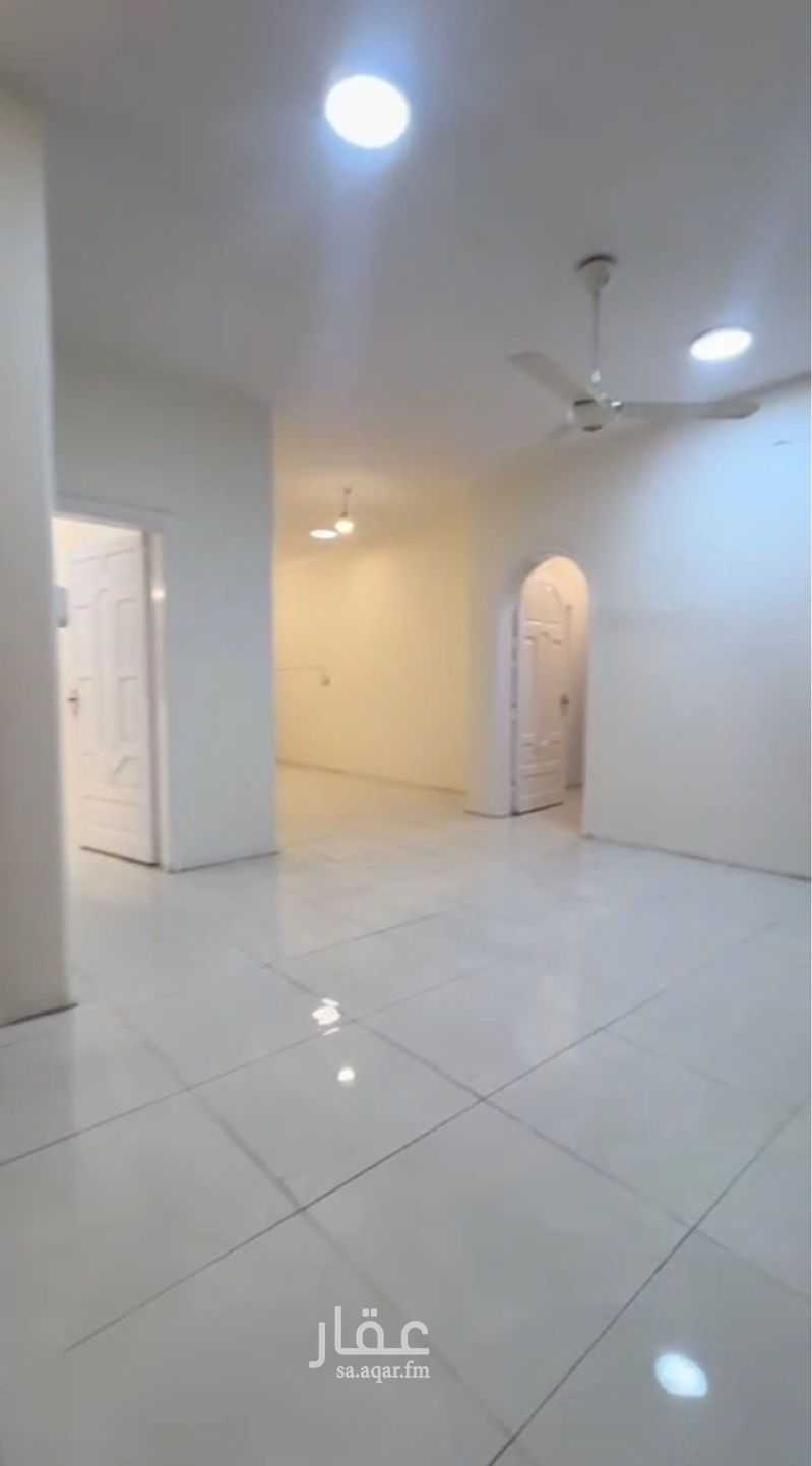 5 bedroom apartment in Al Anabis, Madinah 3