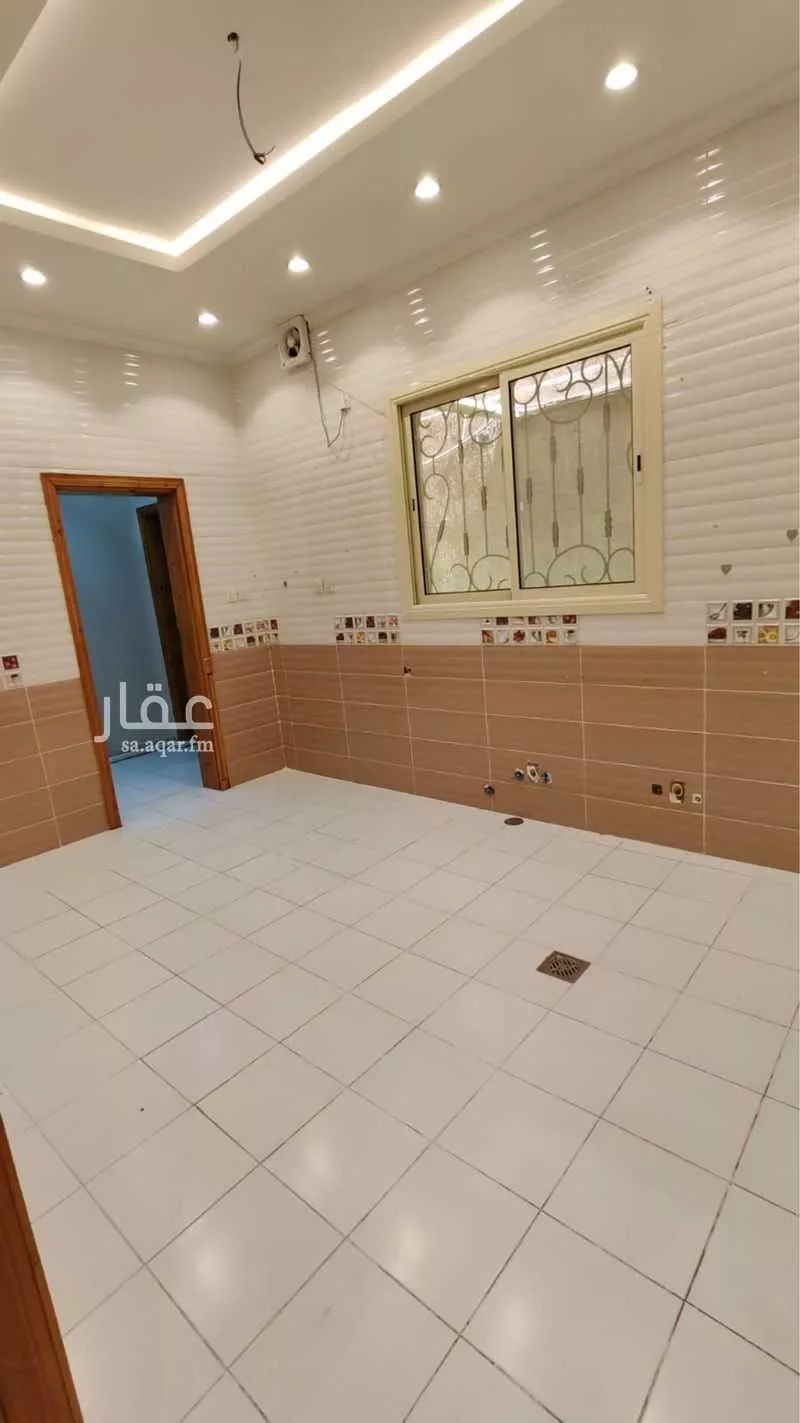 3 bedroom apartment in Ayn Al Khayf, Madinah 8