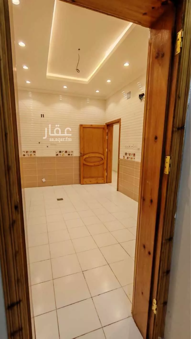 3 bedroom apartment in Ayn Al Khayf, Madinah 6